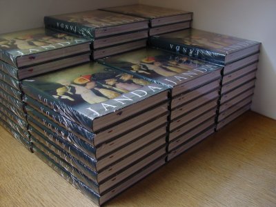 A publication of my paintings was published.  Texts and hundreds of high quality reproductions on 340 pages.  Published by SVU Mánes. Book price 80,-Eur + porto.