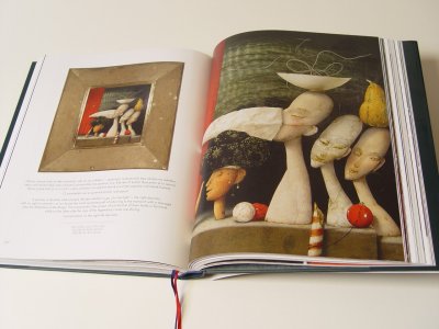 A publication of my paintings was published.  Texts and hundreds of high quality reproductions on 340 pages.  Published by SVU Mánes. Book price 80,-Eur + porto.